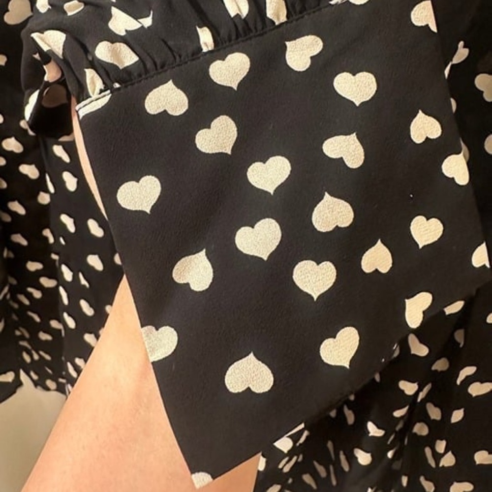 & Other Stories - Black Long Sleeve Blouse w/ White Hearts Pattern (NWT), Size 8 - Picture 2 of 7
